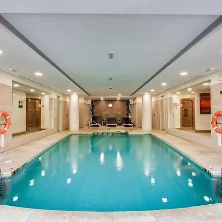 Samara Gym Jacuzzi Pools In Marbella