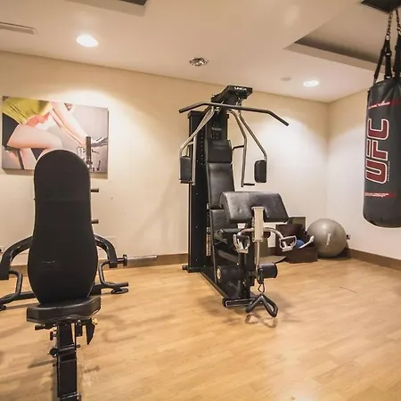 Samara Gym Jacuzzi Pools In * Marbella